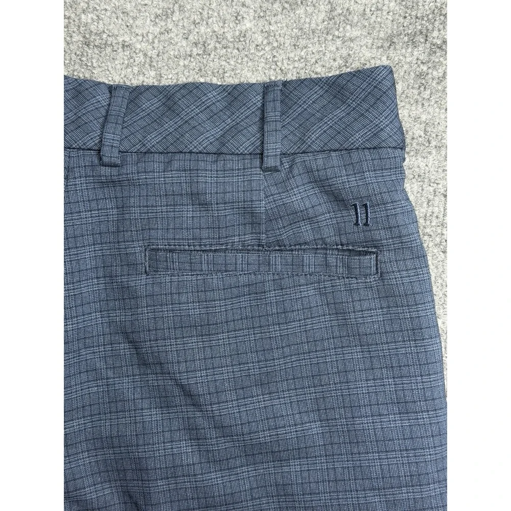 Walter Hagen Men's 30 Performance 11 Easy Waist Golf Shorts Blue Plaid Pockets